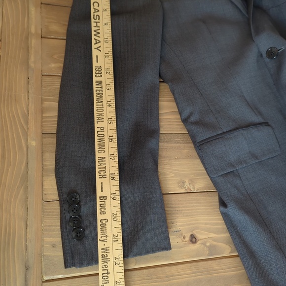 Ermenegildo Zegna Grey Single Breasted Trim Fit Wool Blazer - Picture 8 of 12